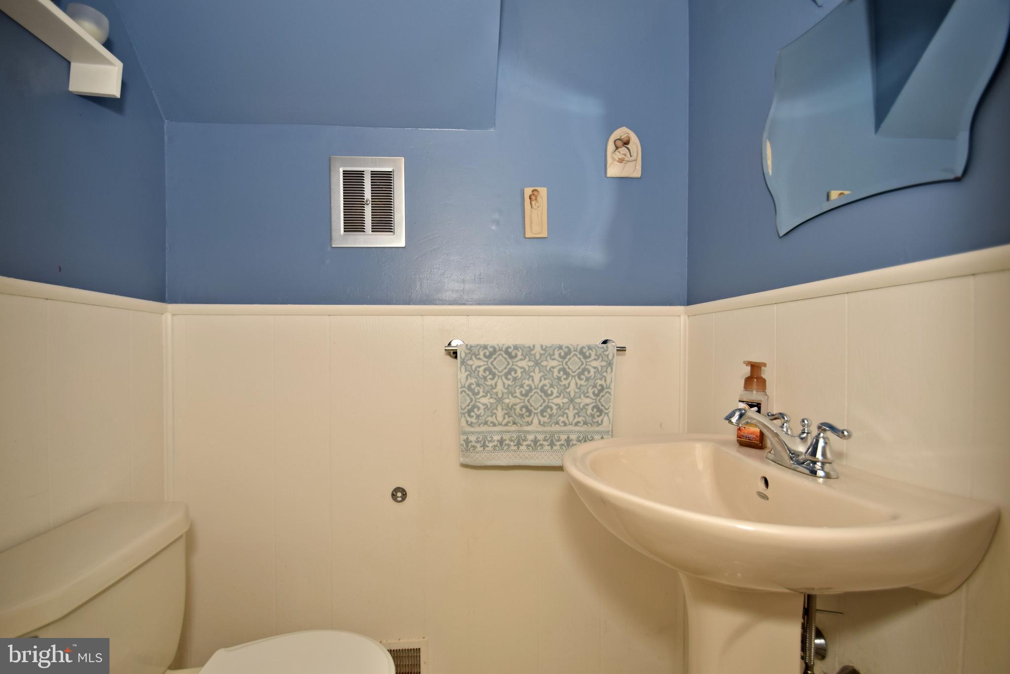 1652 Pembrook Road Ambler, PA 19002 - Photo 21 of 29 Half Bath