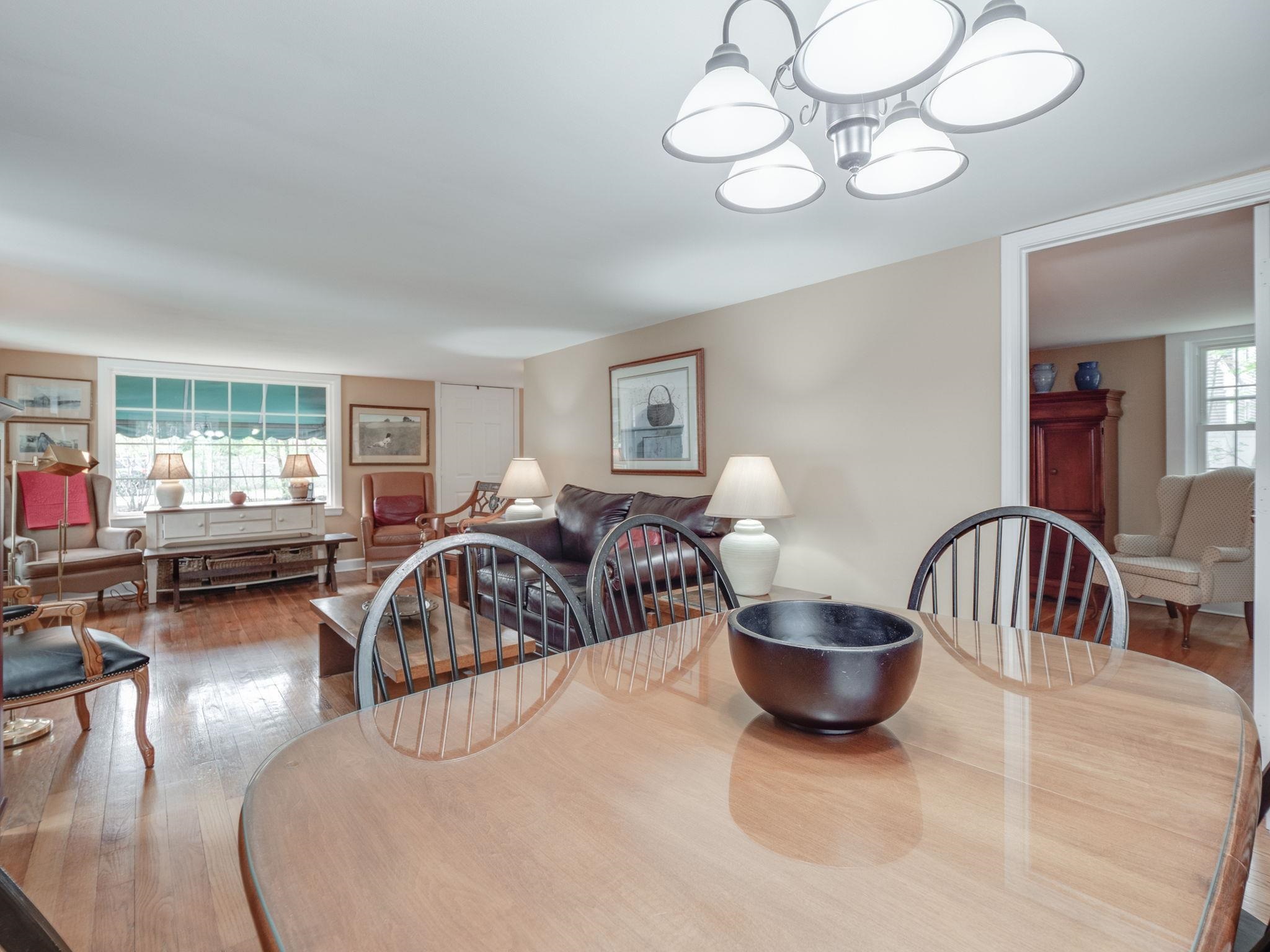 204 East Dunstable Road Nashua, NH 03062 - Photo 11 of 32