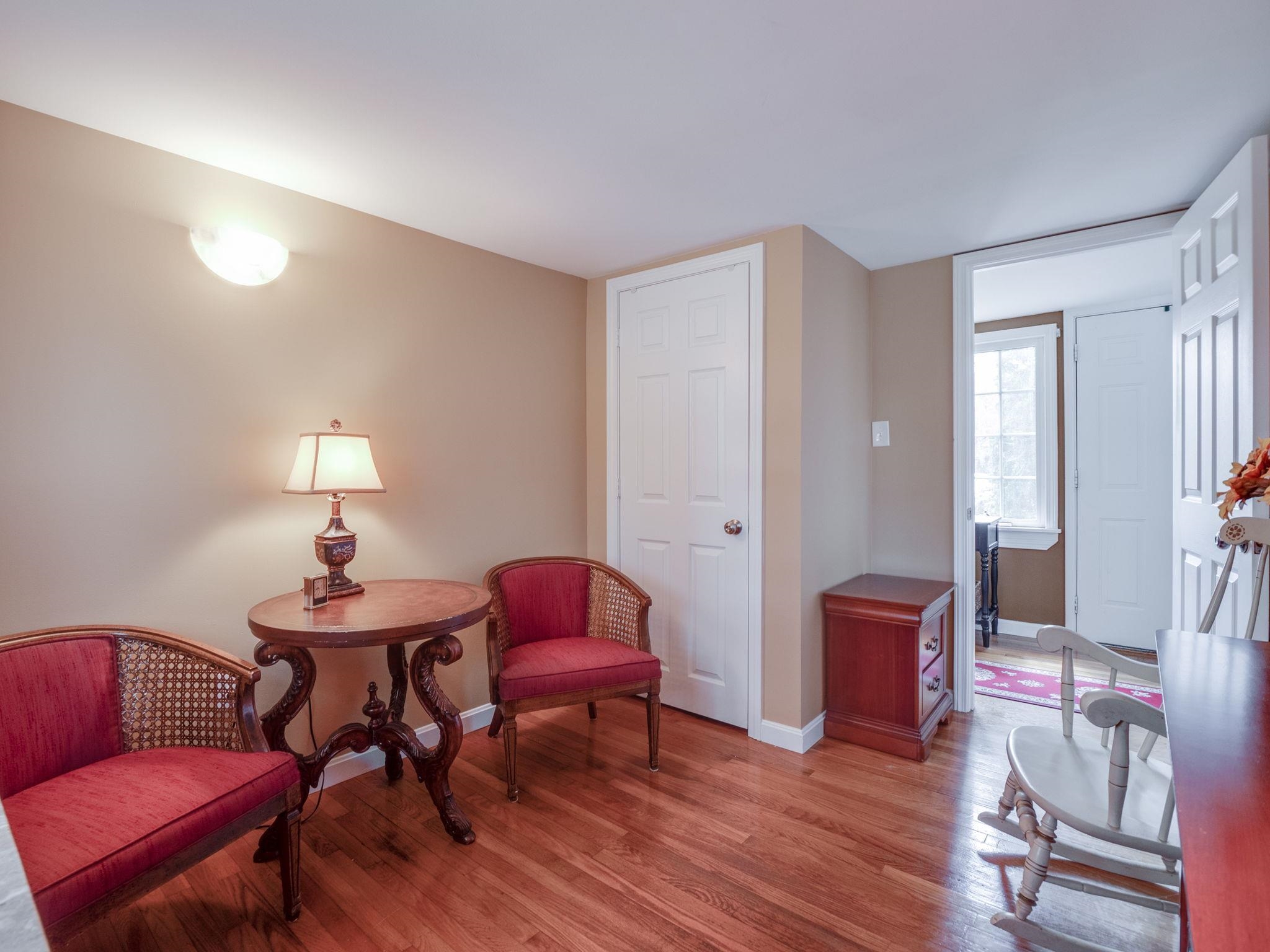204 East Dunstable Road Nashua, NH 03062 - Photo 17 of 32