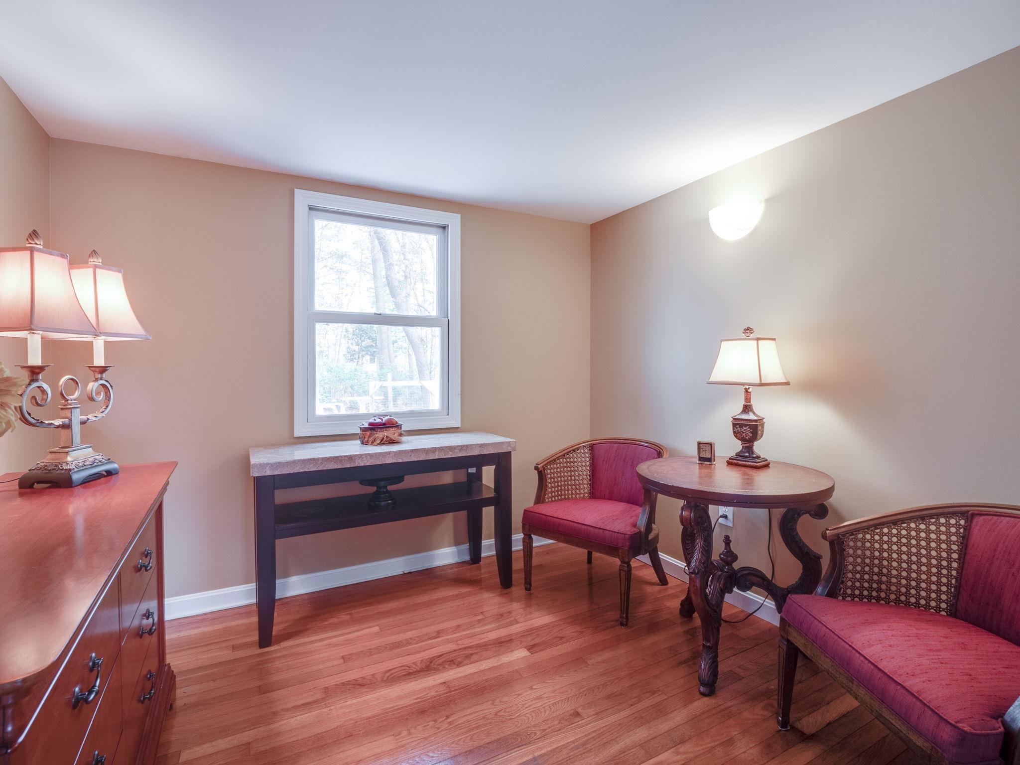 204 East Dunstable Road Nashua, NH 03062 - Photo 18 of 32