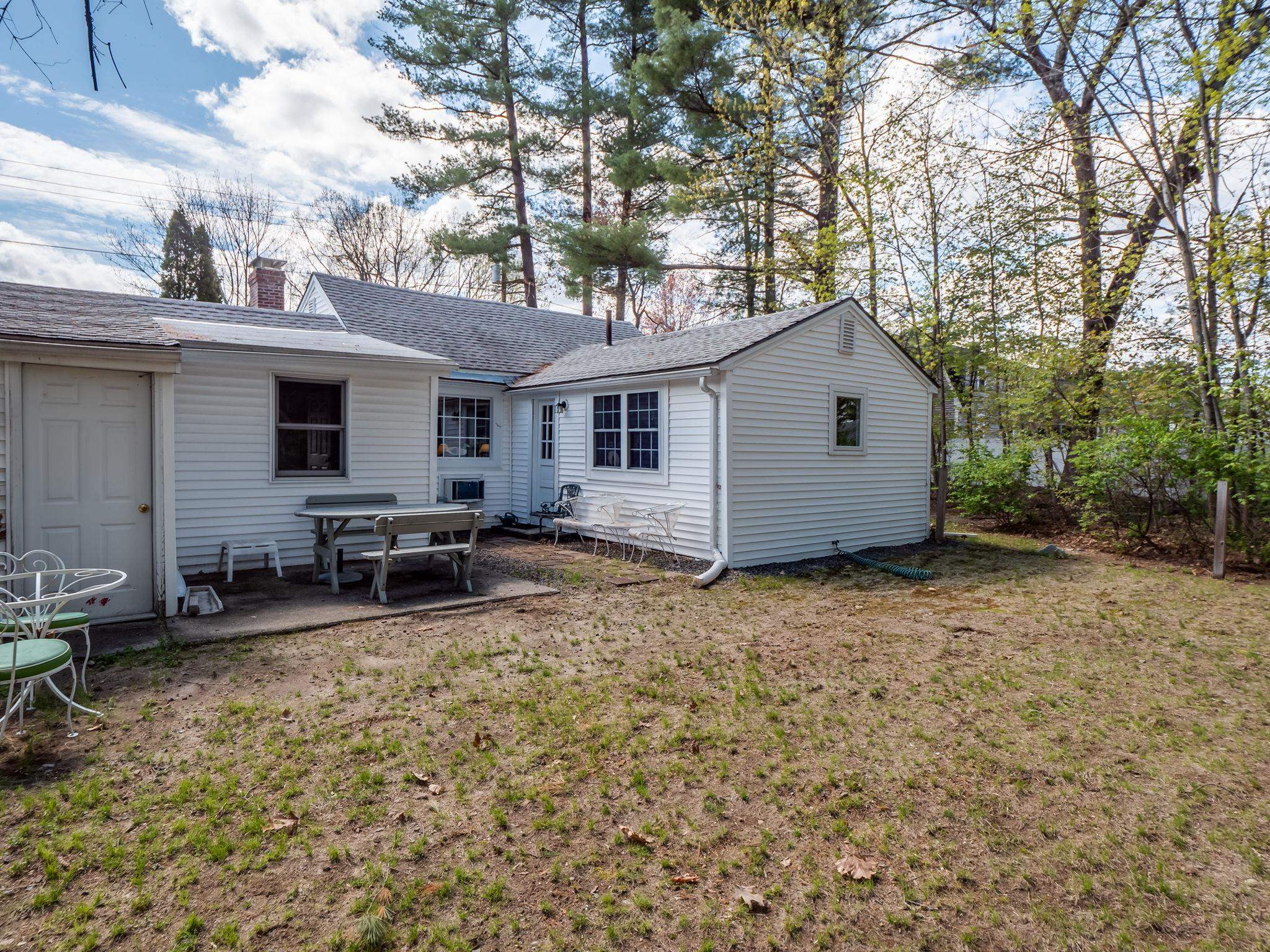 204 East Dunstable Road Nashua, NH 03062 - Photo 26 of 32