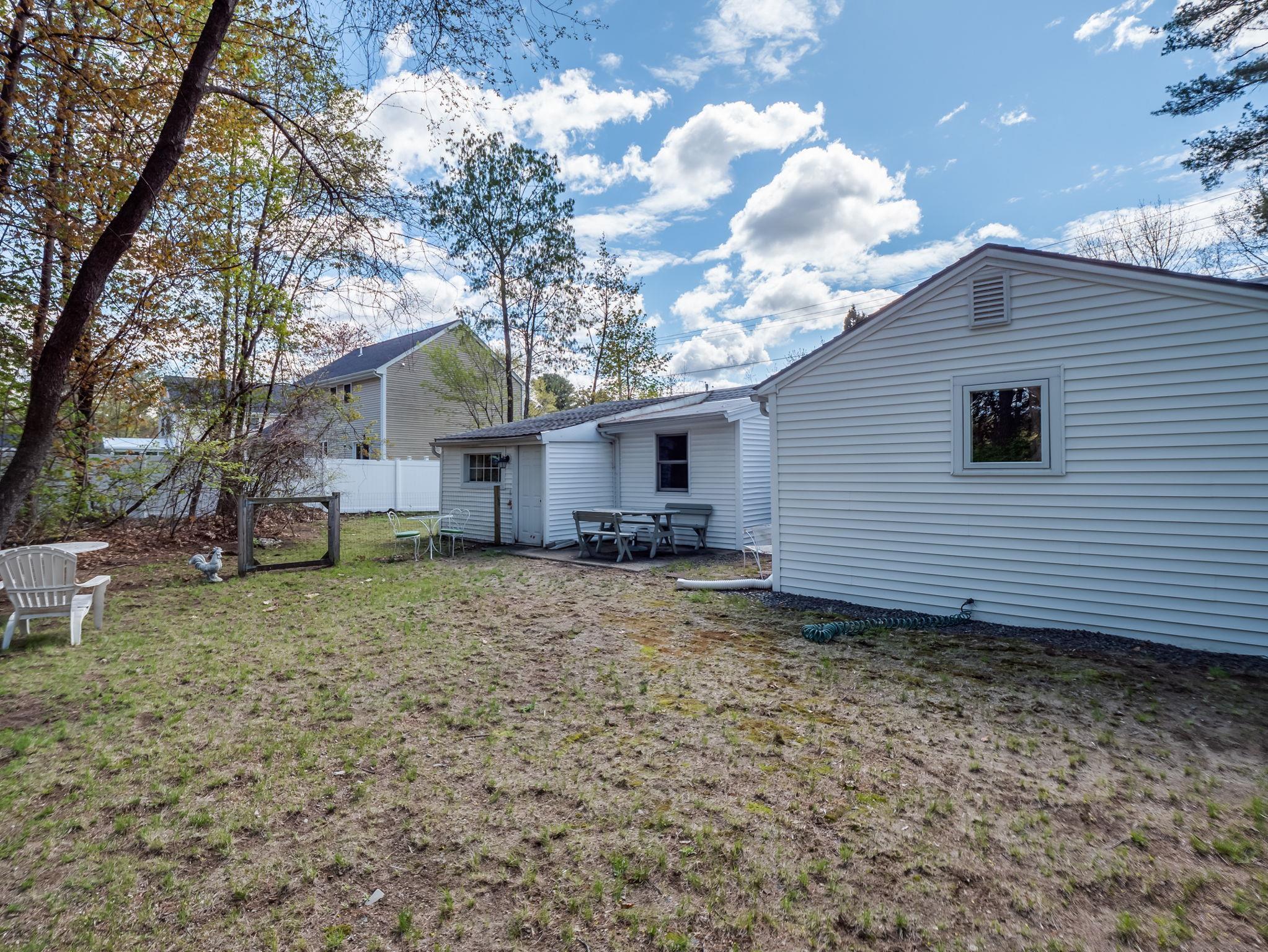 204 East Dunstable Road Nashua, NH 03062 - Photo 28 of 32