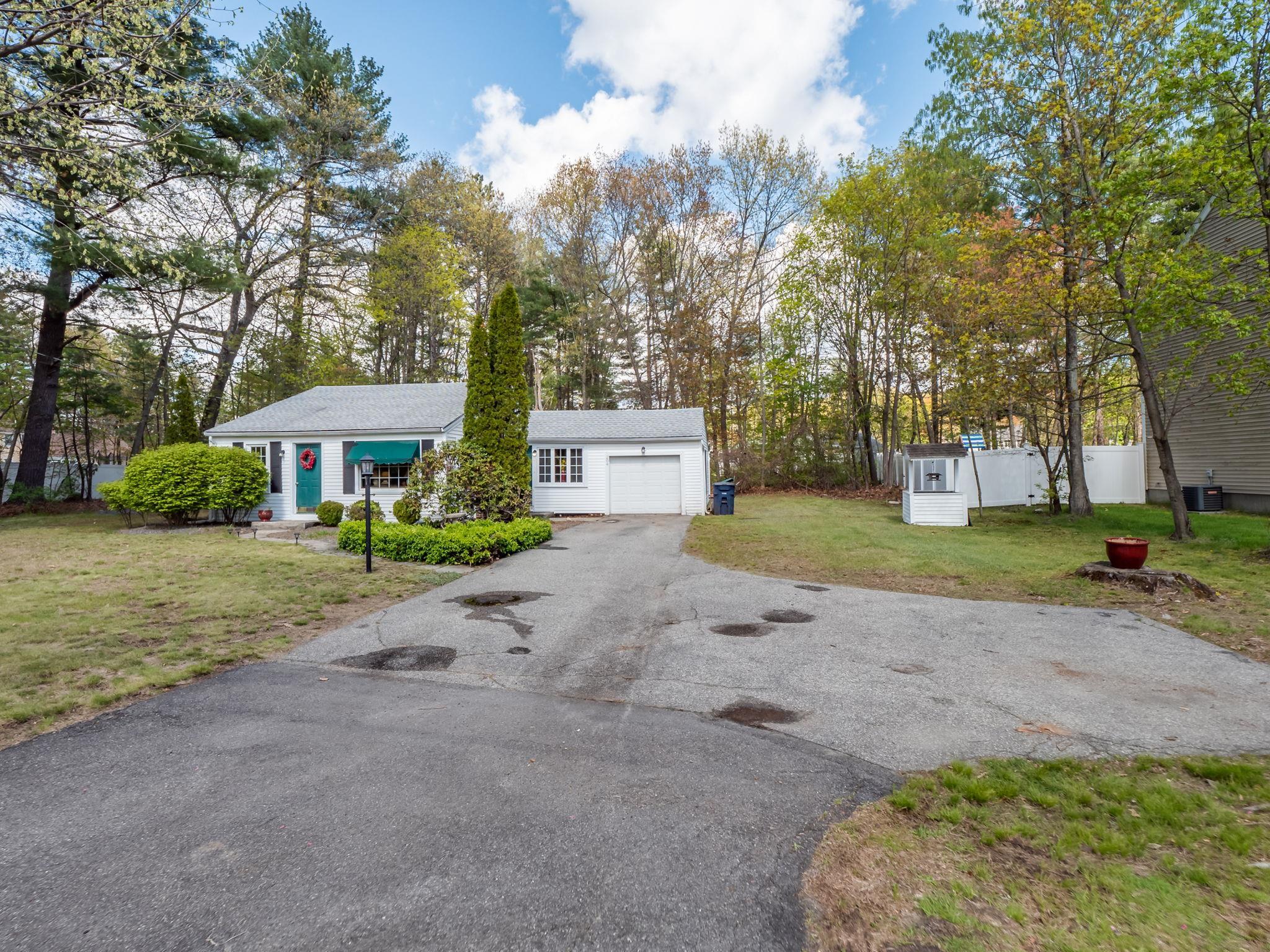 204 East Dunstable Road Nashua, NH 03062 - Photo 4 of 32