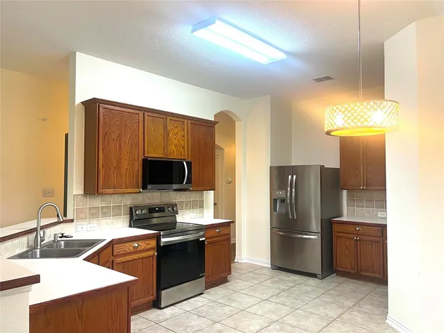 $2,300 | 2701 Evening Mist Drive, Little Elm, TX 75068