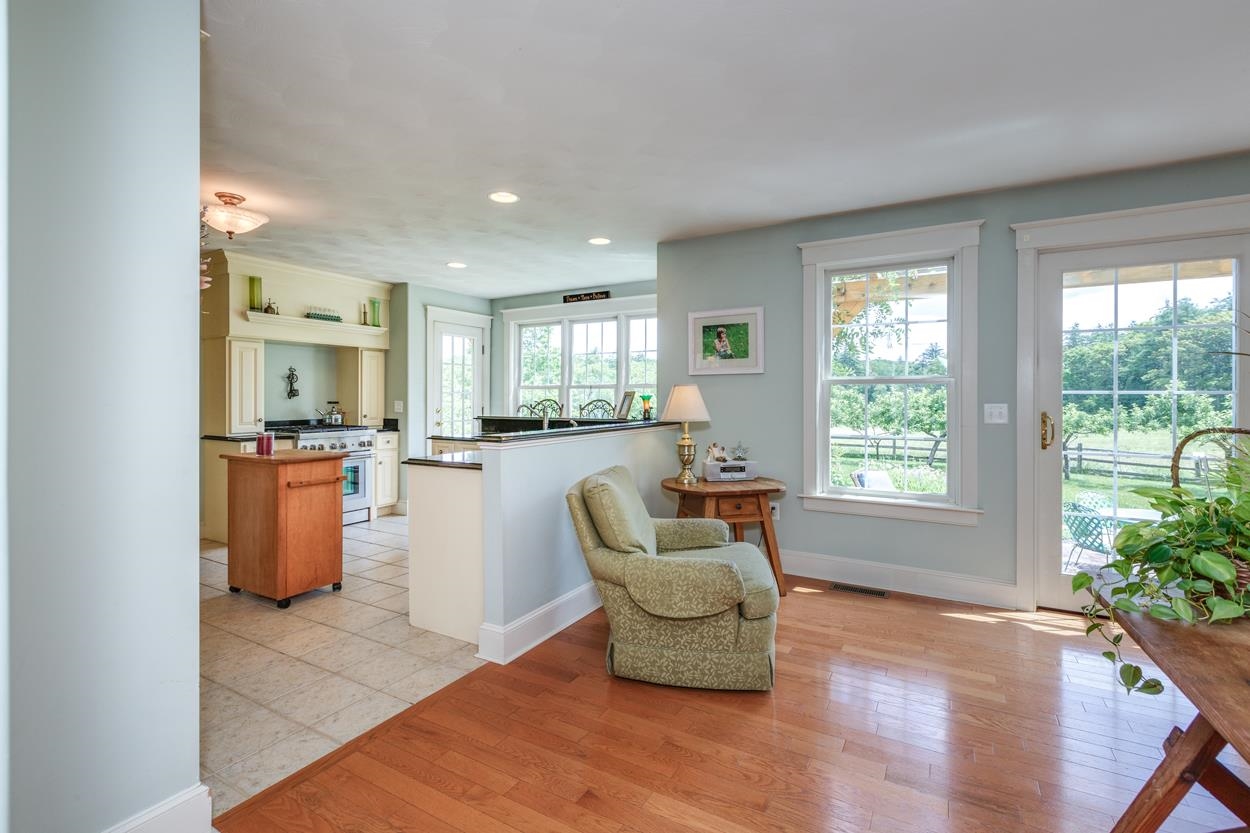 20 Peaslee Road Weare, NH 03281 - Photo 8 of 40