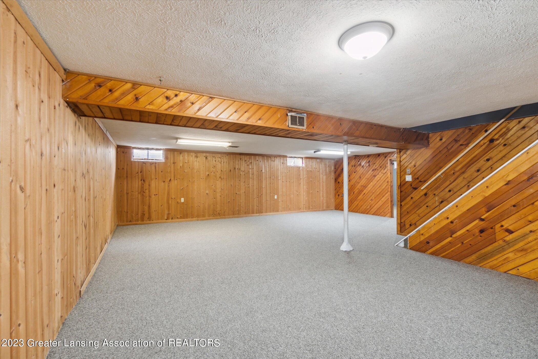 3337 Robinson Road Jackson, MI 49203 - Photo 36 of 48 34-3337-Robinson-Rd-Jackson-MI-49203-Win