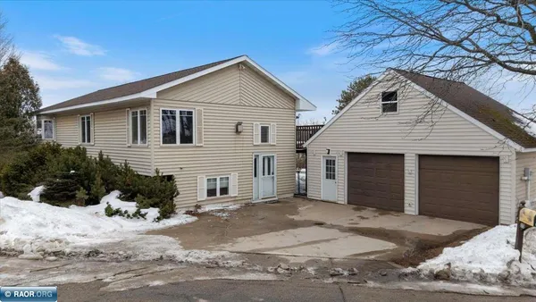 $299,900 | 35 Vermillion Drive, Virginia, MN 55792