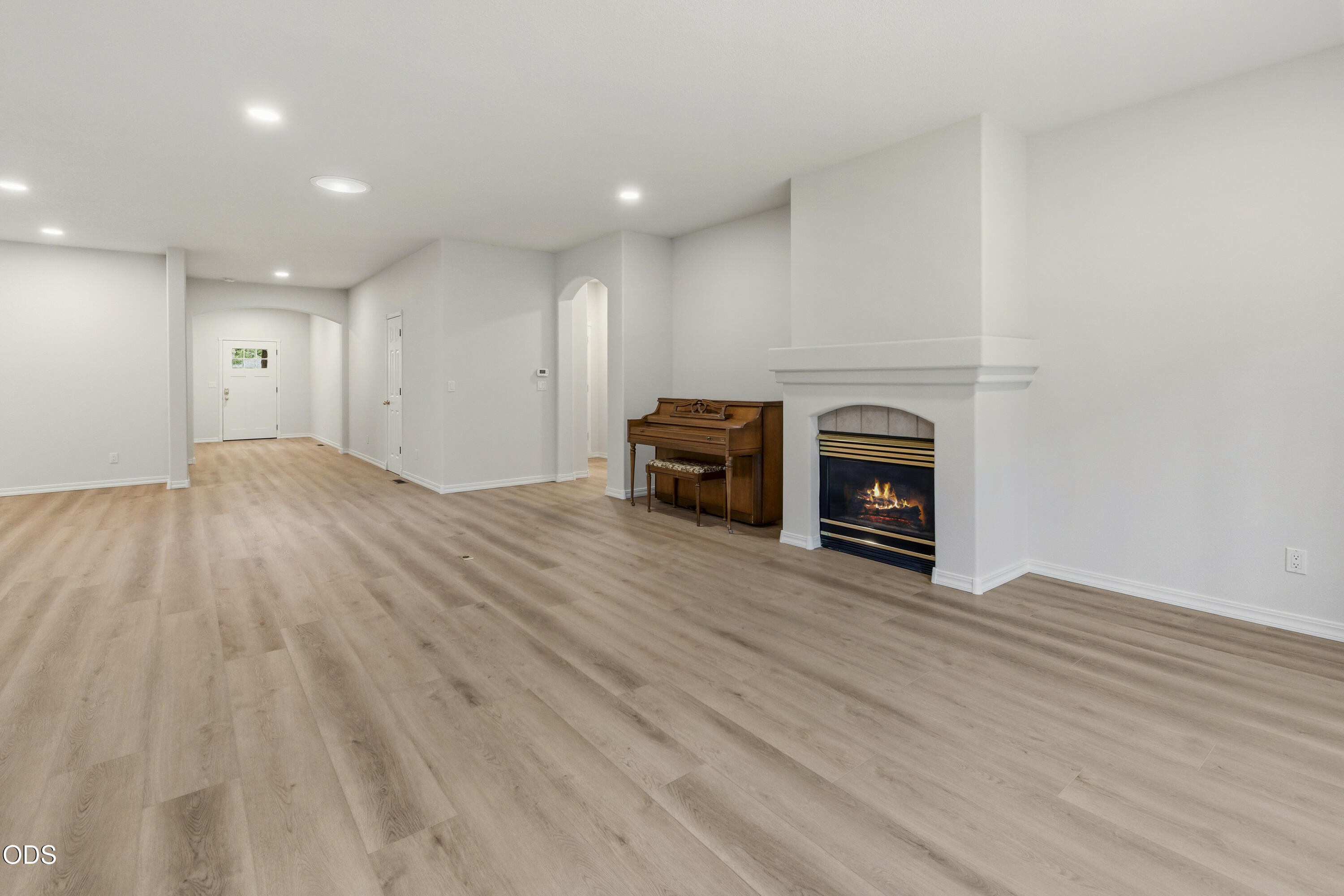 20387 Christmas Ridge Bend, OR 97702 - Photo 11 of 54