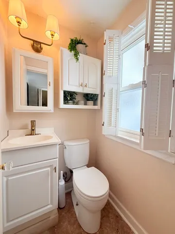 $335,000 | 3333 South 58th Court, Cicero, IL 60804