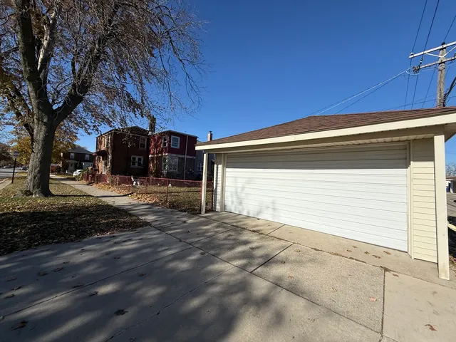 $335,000 | 3333 South 58th Court, Cicero, IL 60804