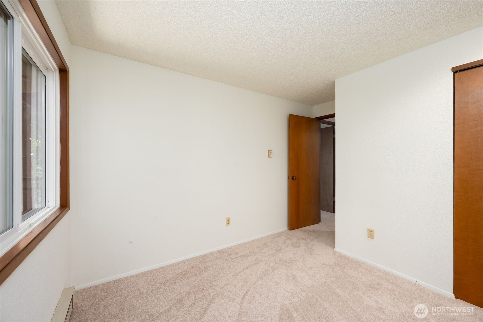7571 Old Redmond Road, Unit 2 Redmond, WA 98052 - Photo 20 of 25 Gallery Image 20
