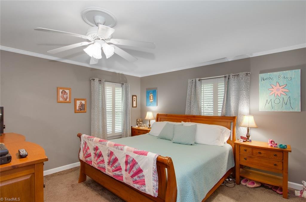 1311 Robinhood Road High Point, NC 27262 - Photo 12 of 27 Gallery Image 12