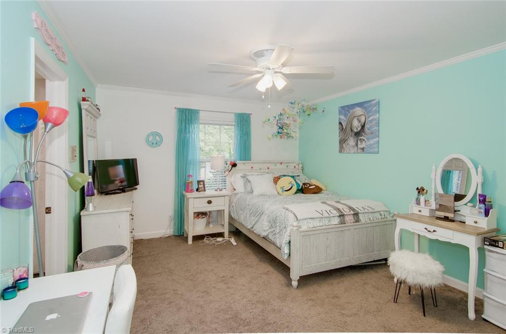 1311 Robinhood Road High Point, NC 27262 - Photo 15 of 27 Gallery Image 15