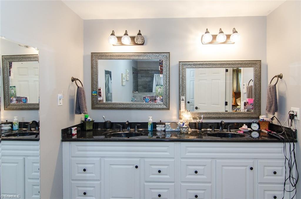 1311 Robinhood Road High Point, NC 27262 - Photo 17 of 27 Gallery Image 17