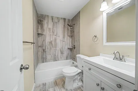 $185,000 | 3211 Juniper Court, Unit 3211, Mays Landing, NJ 08330