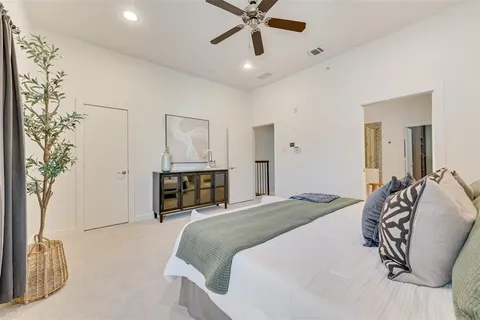 $484,000 | 3200 Ross Avenue, Unit 28, Dallas, TX 75204