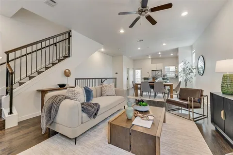 $484,000 | 3200 Ross Avenue, Unit 28, Dallas, TX 75204