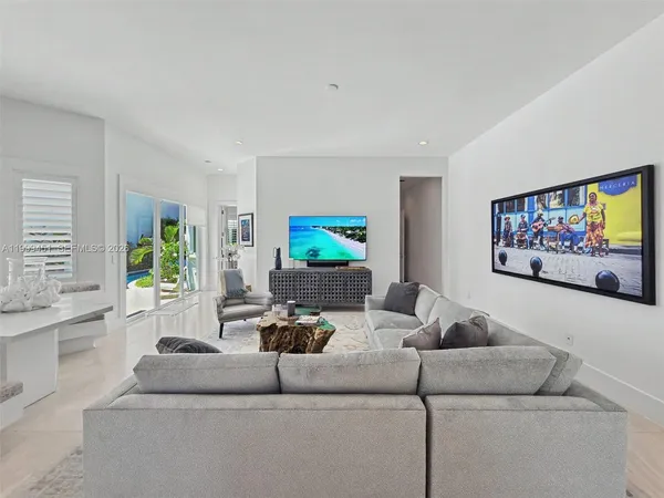 $25,000 | 13689 Deering Bay Drive, Unit 13689, Coral Gables, FL 33158