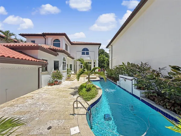 $25,000 | 13689 Deering Bay Drive, Unit 13689, Coral Gables, FL 33158