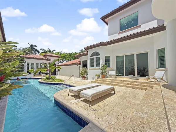 $25,000 | 13689 Deering Bay Drive, Unit 13689, Coral Gables, FL 33158