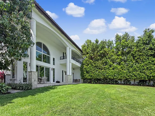 $25,000 | 13689 Deering Bay Drive, Unit 13689, Coral Gables, FL 33158