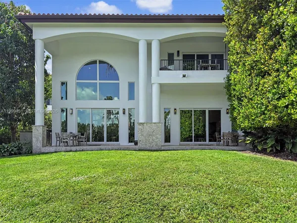 $25,000 | 13689 Deering Bay Drive, Unit 13689, Coral Gables, FL 33158