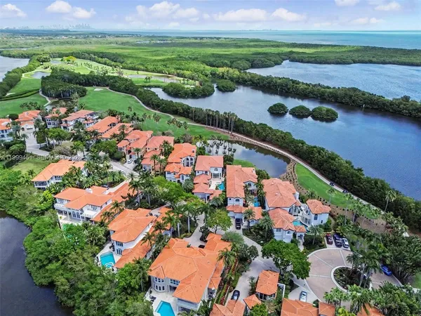 $25,000 | 13689 Deering Bay Drive, Unit 13689, Coral Gables, FL 33158