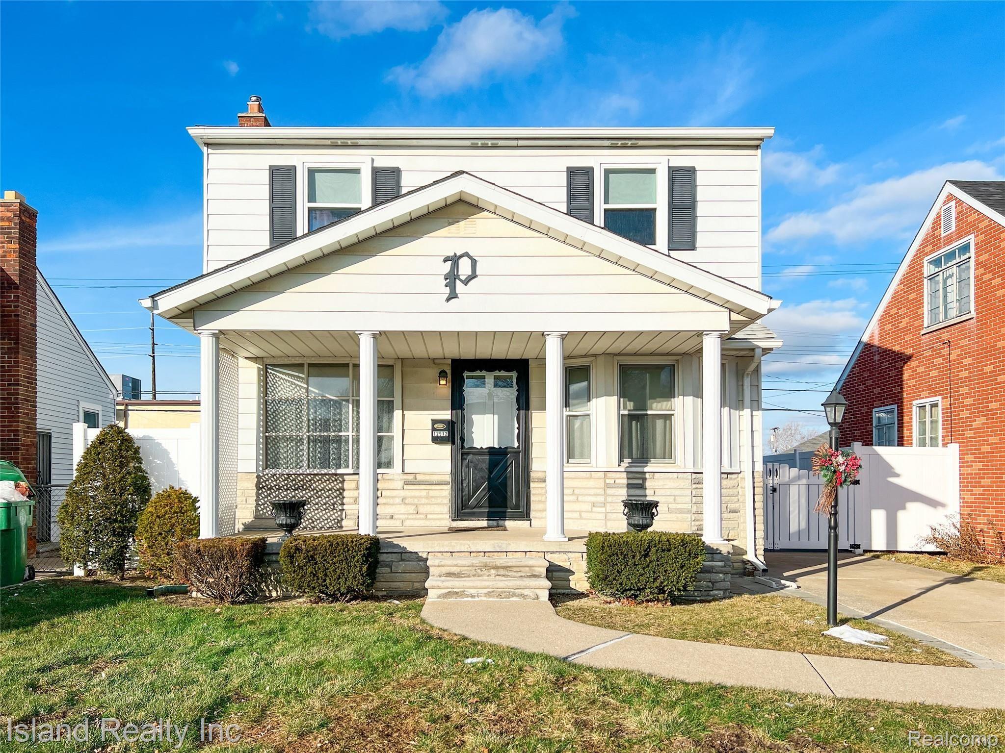 12972 Kerr Street Southgate, MI 48195 - Photo 1 of 28 12972 Kerr, Southgate (1 of 32).jpg