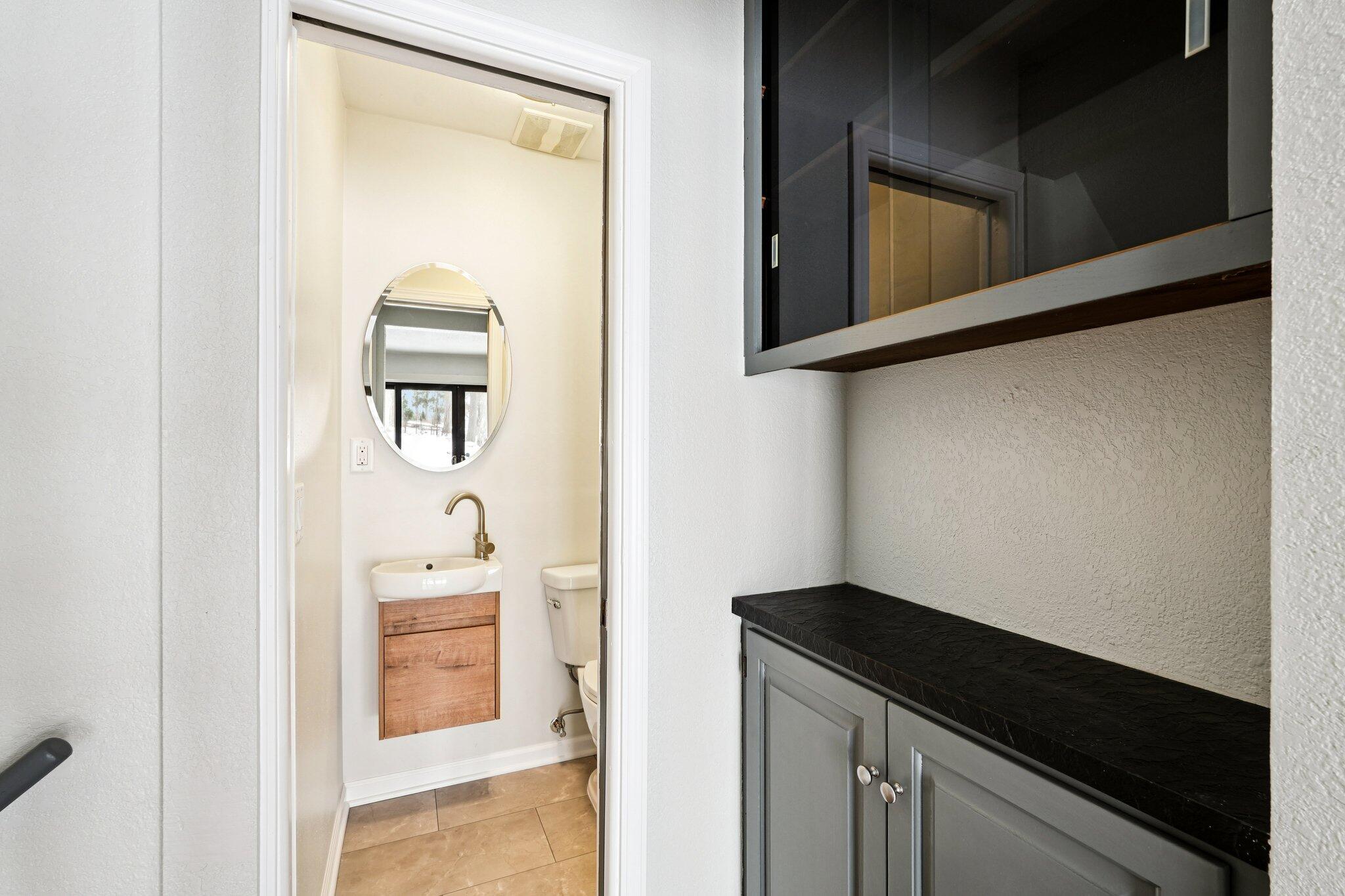 741 Summit Court West Bend, WI 53095 - Photo 15 of 29 Guest Bath