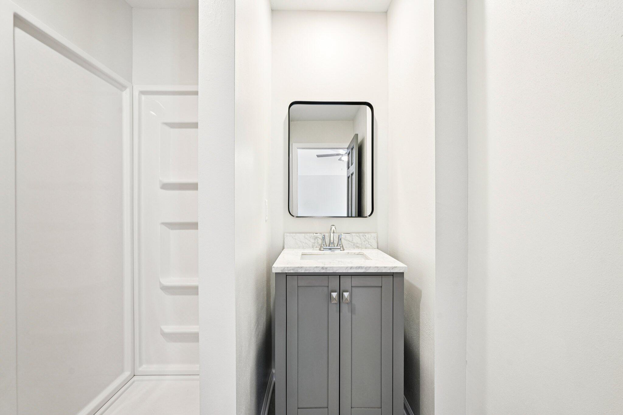 741 Summit Court West Bend, WI 53095 - Photo 18 of 29 Primary Bedroom Bath