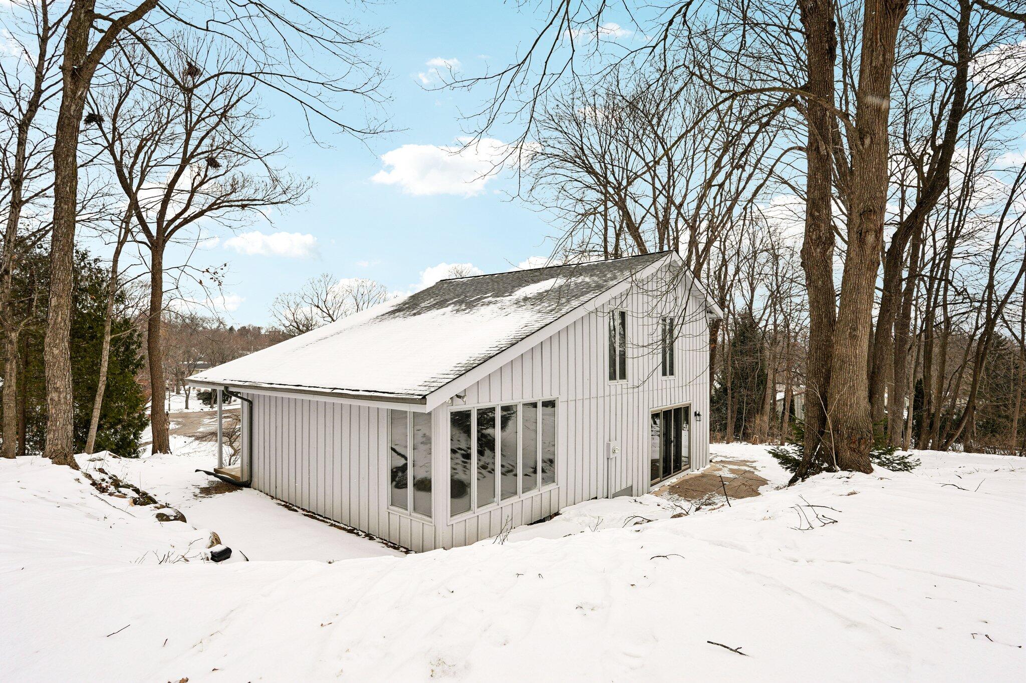 741 Summit Court West Bend, WI 53095 - Photo 27 of 29 Back View