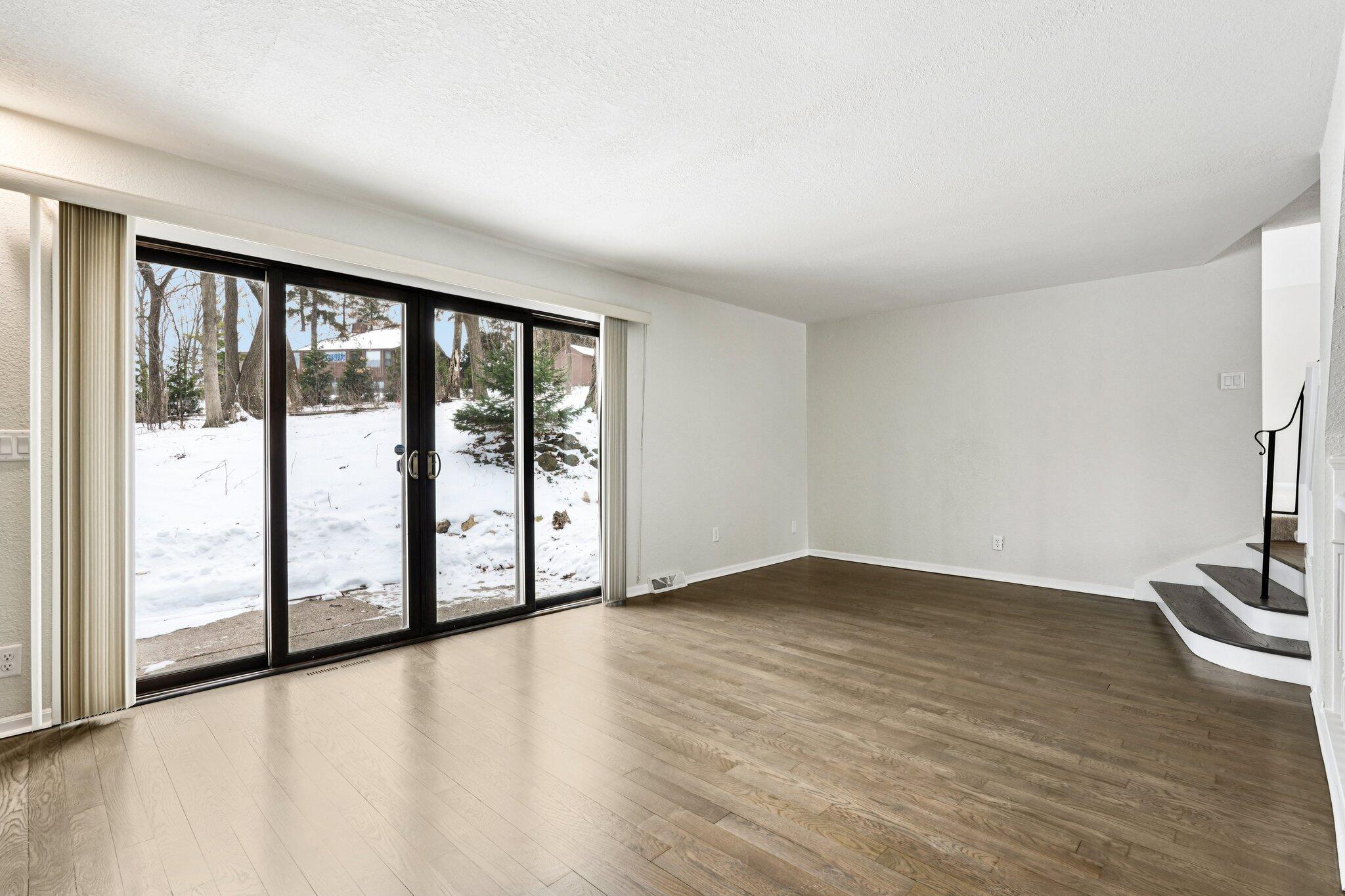 741 Summit Court West Bend, WI 53095 - Photo 6 of 29 Family Room