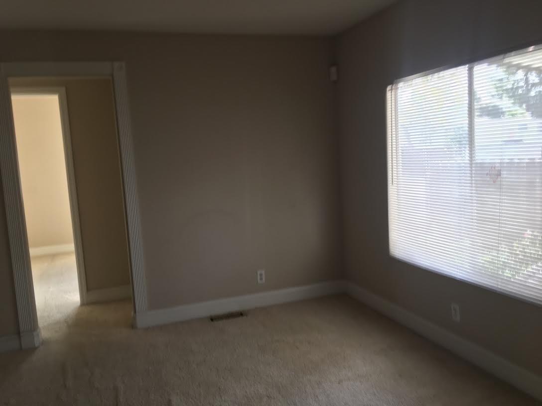 17 Del Rio Pittsburg, CA 94565 - Photo 3 of 4 a view of an empty room and window