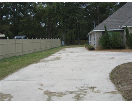 62815 Fish Hatchery Road Lacombe, LA 70445 - Photo 2 of 20 Gallery Image 2