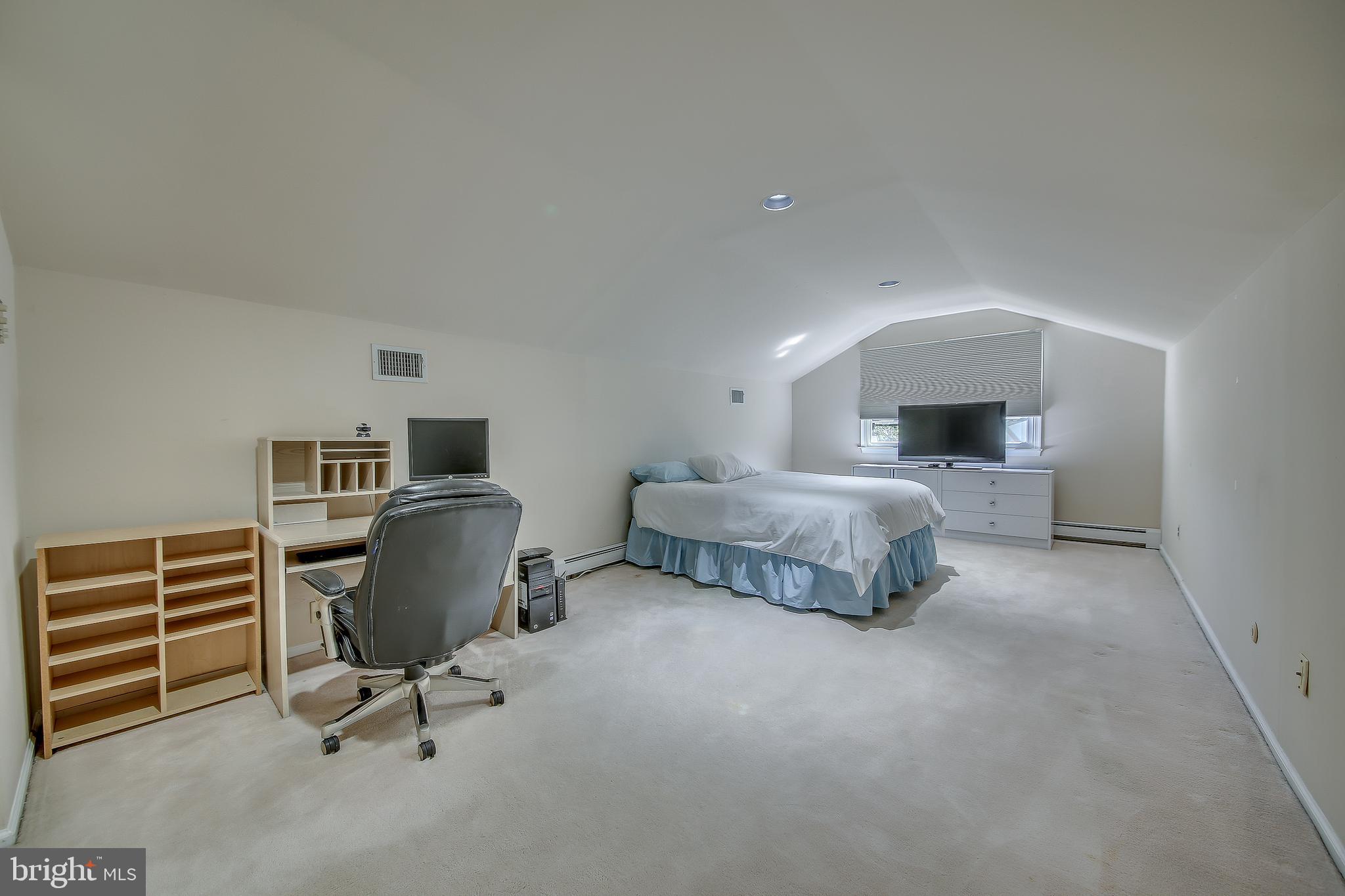 3764 Wheatsheaf Road Huntingdon Valley, PA 19006 - Photo 20 of 26 Bedroom 4