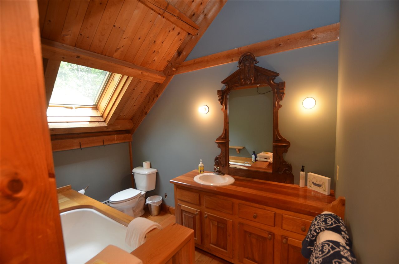 38 Lower Tamarack Road Stowe, VT 05672 - Photo 19 of 31 Gallery Image 19