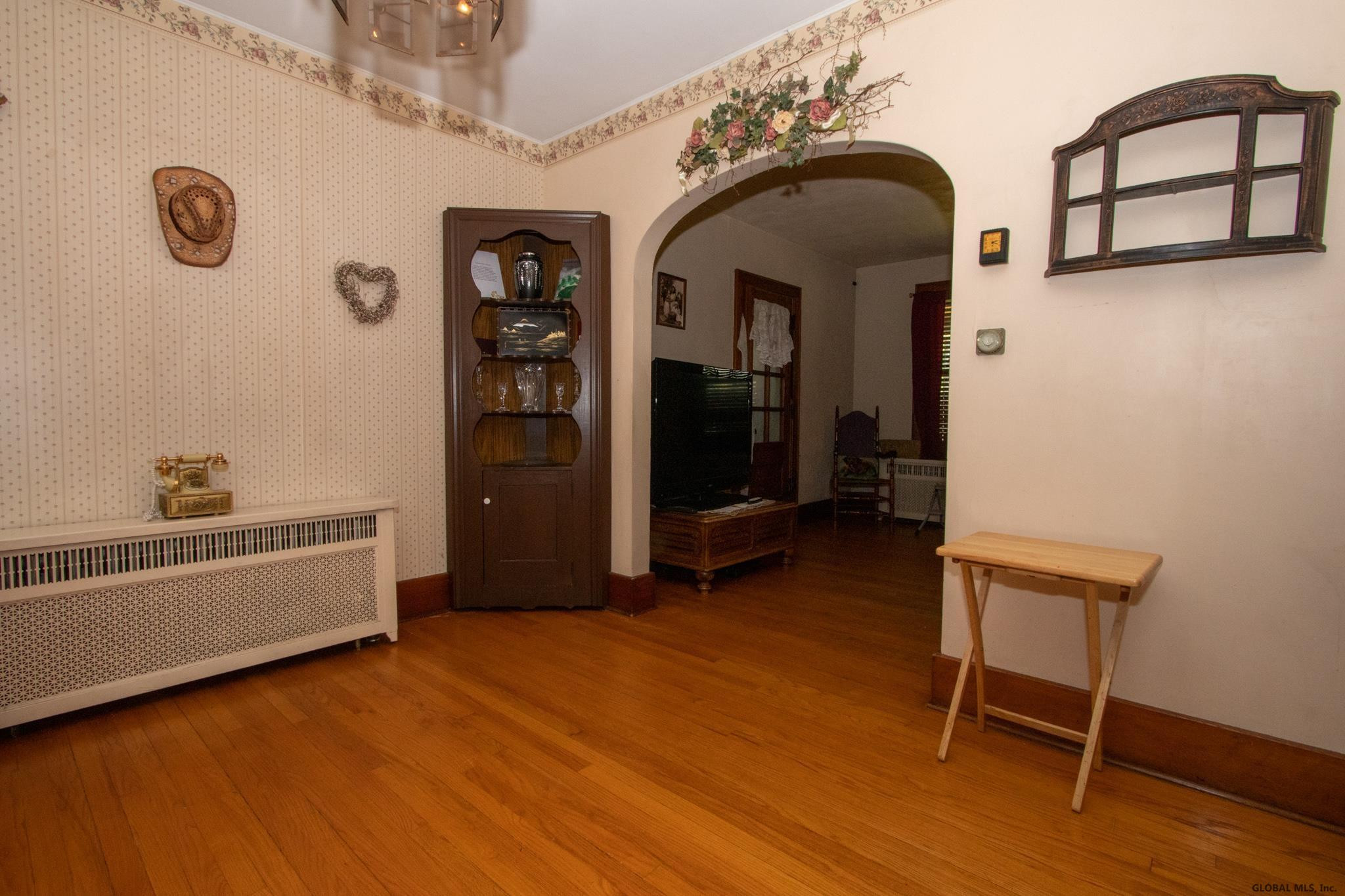 26 Washington Road Scotia, NY 12302 - Photo 3 of 34 Photo 3