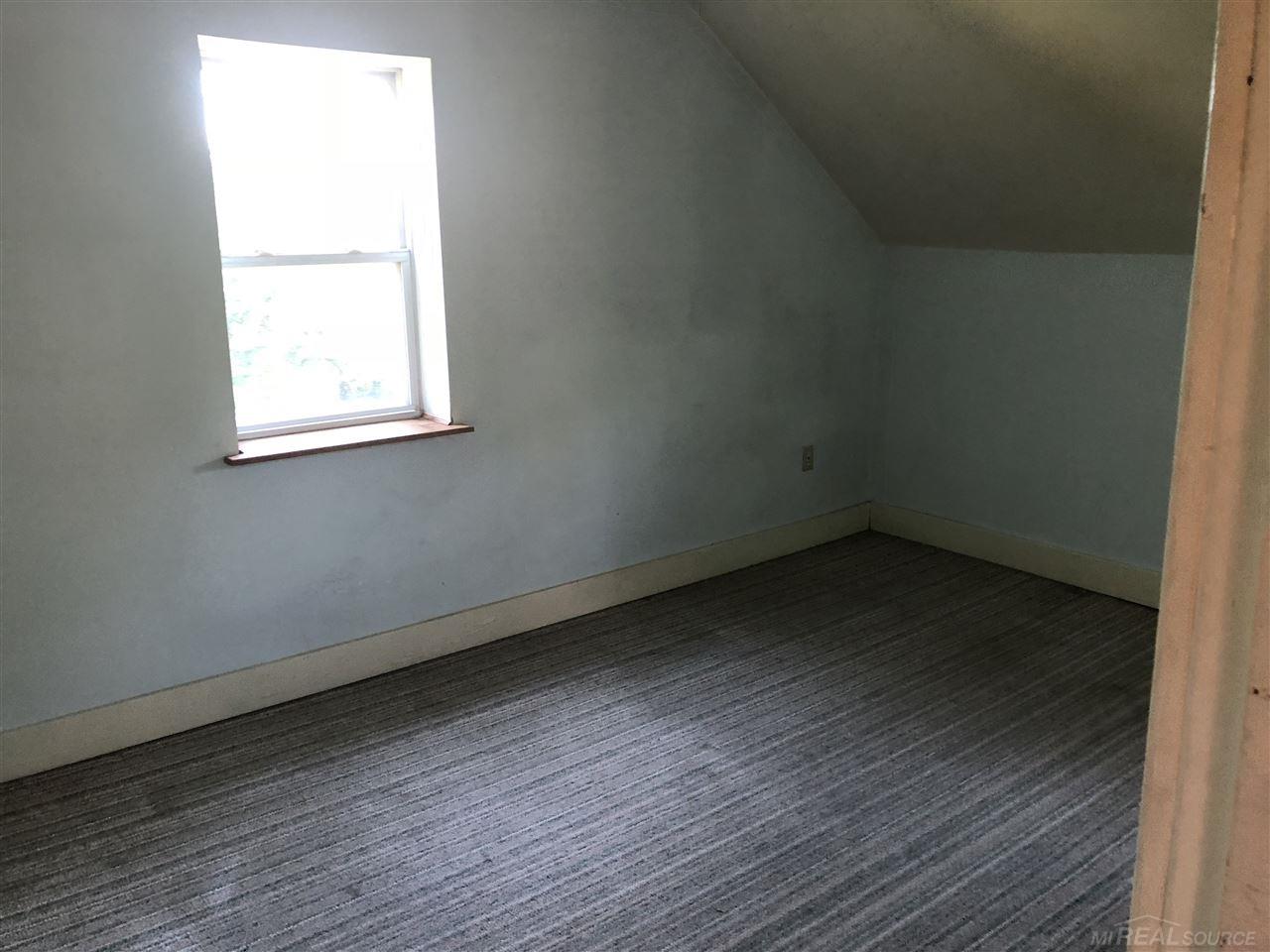 5684 State Road Fort Gratiot, MI 48059 - Photo 17 of 32