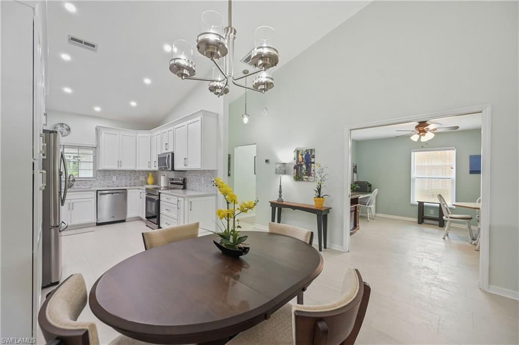 657 St Andrews Boulevard Naples, FL 34113 - Photo 9 of 37
