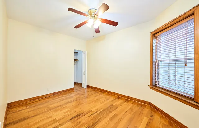 $3,000 | 3222 West Warner Avenue, Unit 1, Chicago, IL 60618