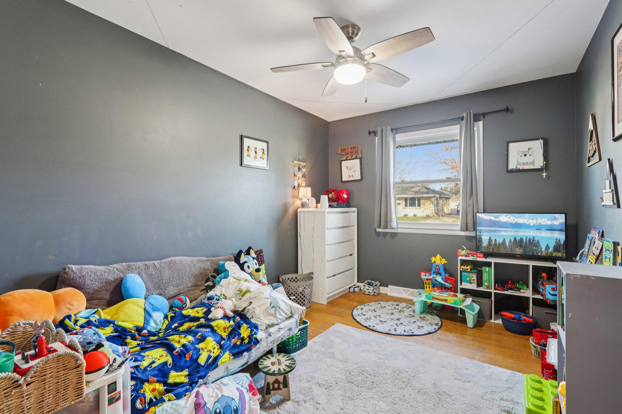 5103 Kinzie Avenue Racine, WI 53406 - Photo 11 of 29 17-web-or-mls-Kinzie Ave-S1301-015