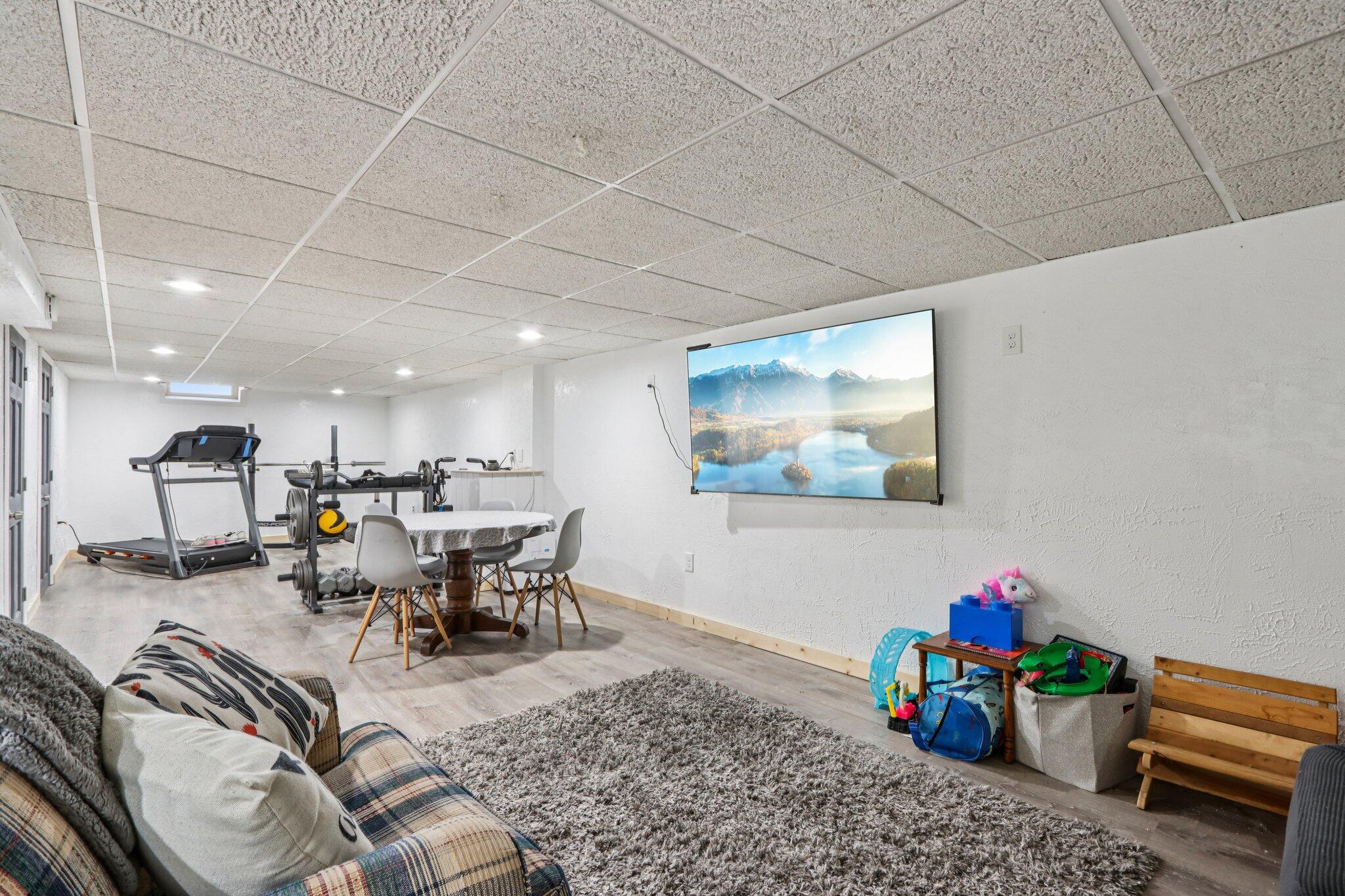 5103 Kinzie Avenue Racine, WI 53406 - Photo 21 of 29 35-web-or-mls-Kinzie Ave-S1301-033