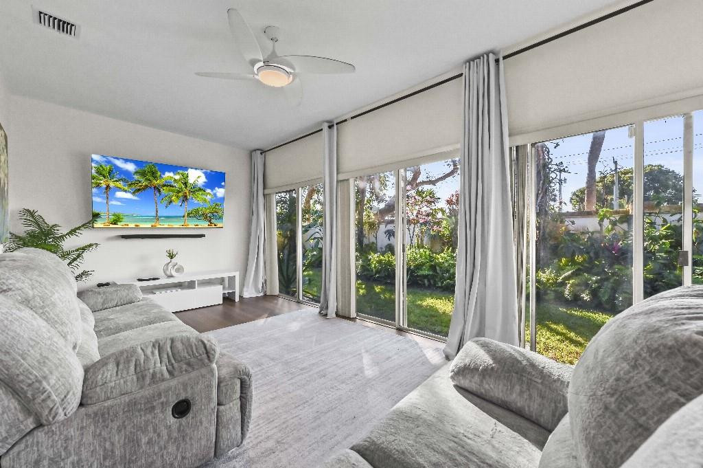 5160 Sabal Gardens Lane, Unit 1 Boca Raton, FL 33487 - Photo 8 of 15 Photo 8