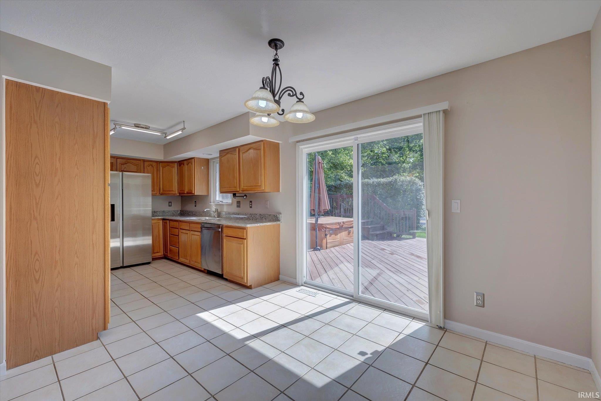 2663 South Isabel Court Bloomington, IN 47403 - Photo 11 of 35
