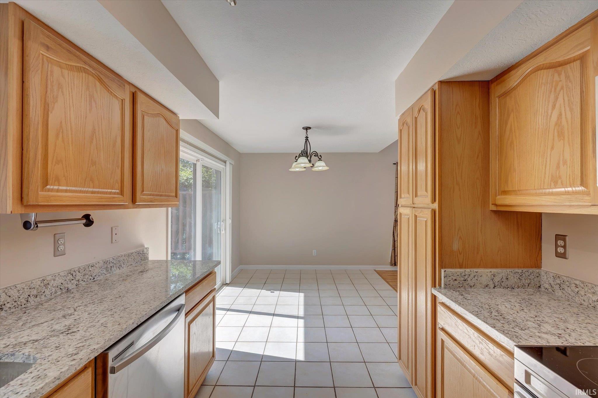 2663 South Isabel Court Bloomington, IN 47403 - Photo 17 of 35