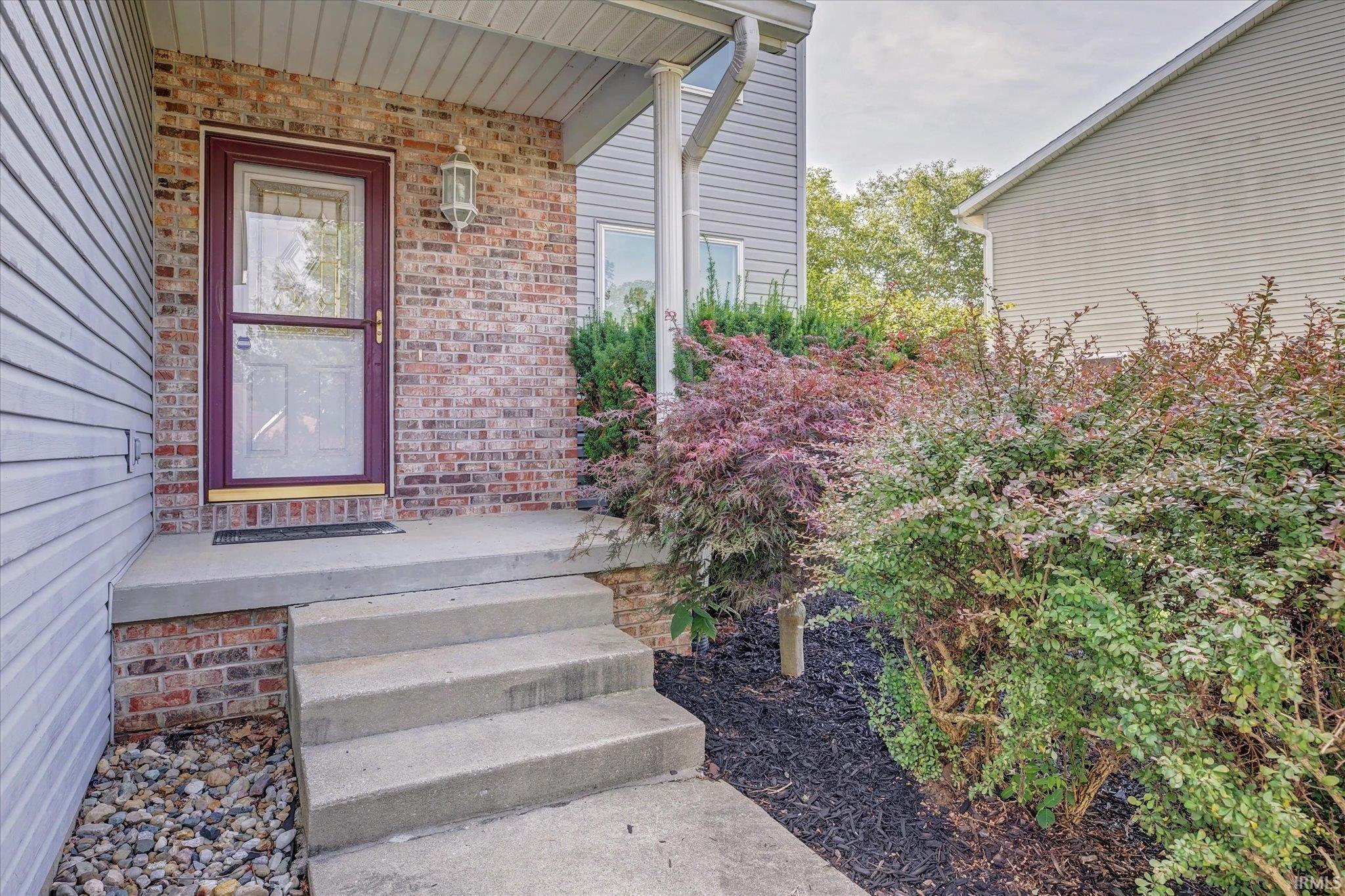 2663 South Isabel Court Bloomington, IN 47403 - Photo 3 of 35