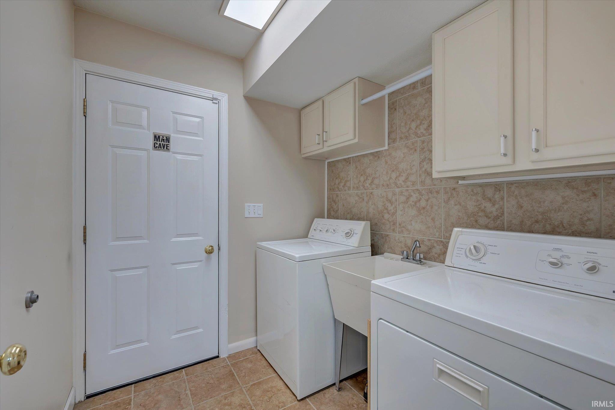 2663 South Isabel Court Bloomington, IN 47403 - Photo 6 of 35