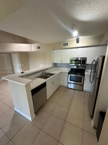 $269,000 | 4848 Highway 7, Unit 4305, Coconut Creek, FL 33073