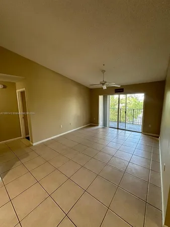 $269,000 | 4848 Highway 7, Unit 4305, Coconut Creek, FL 33073
