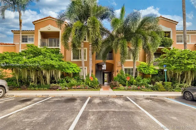 $269,000 | 4848 Highway 7, Unit 4305, Coconut Creek, FL 33073